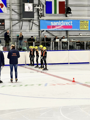 Opstellen voor de start in Groningen